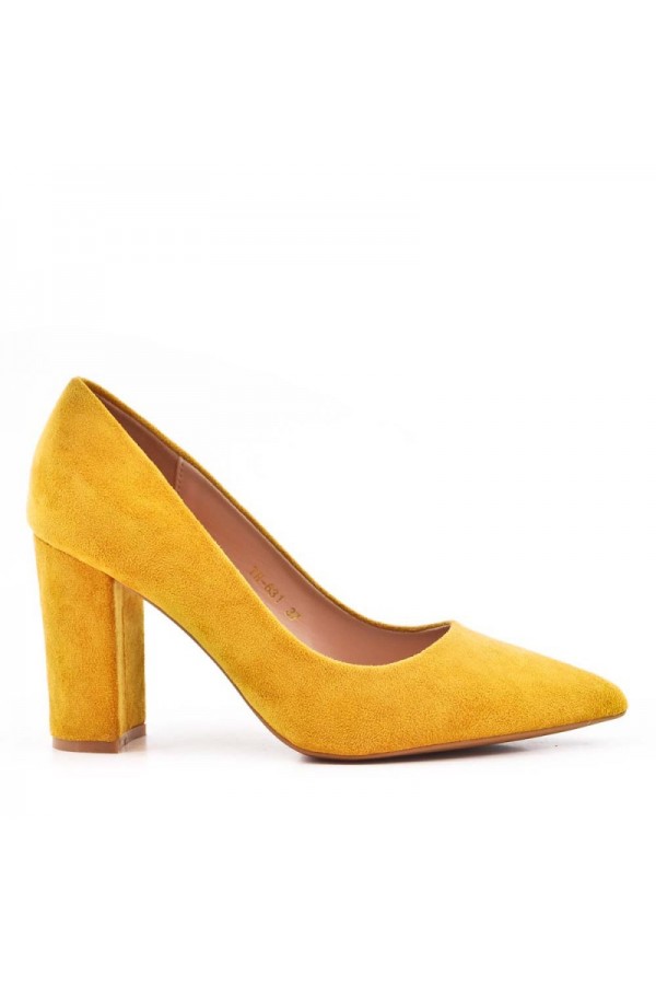escarpin jaune