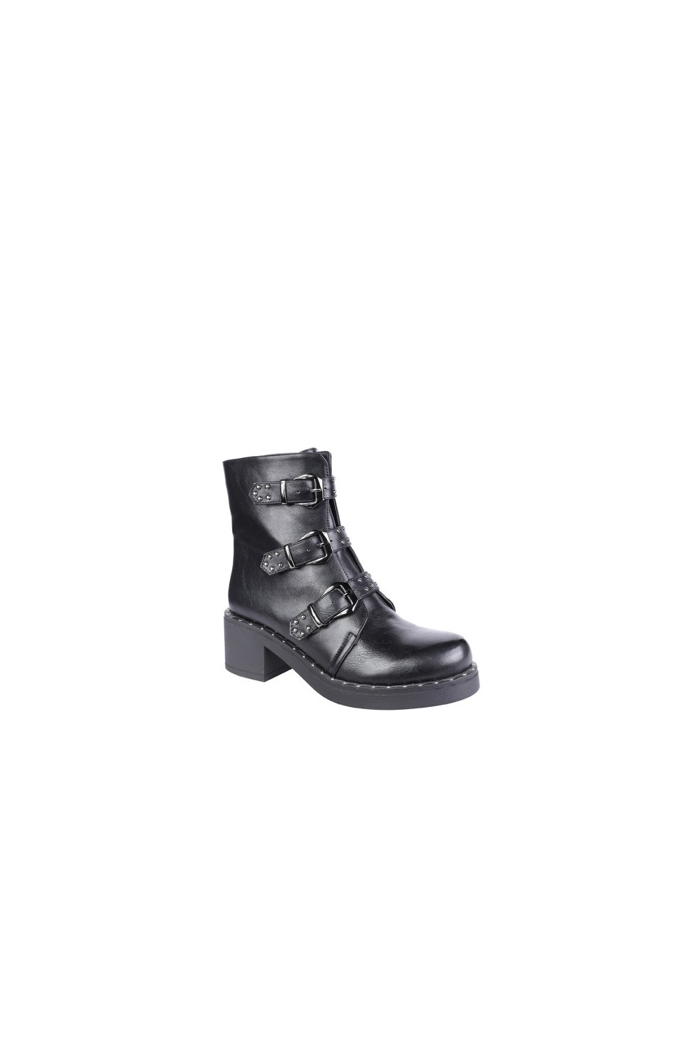 bottines lanieres cloutees